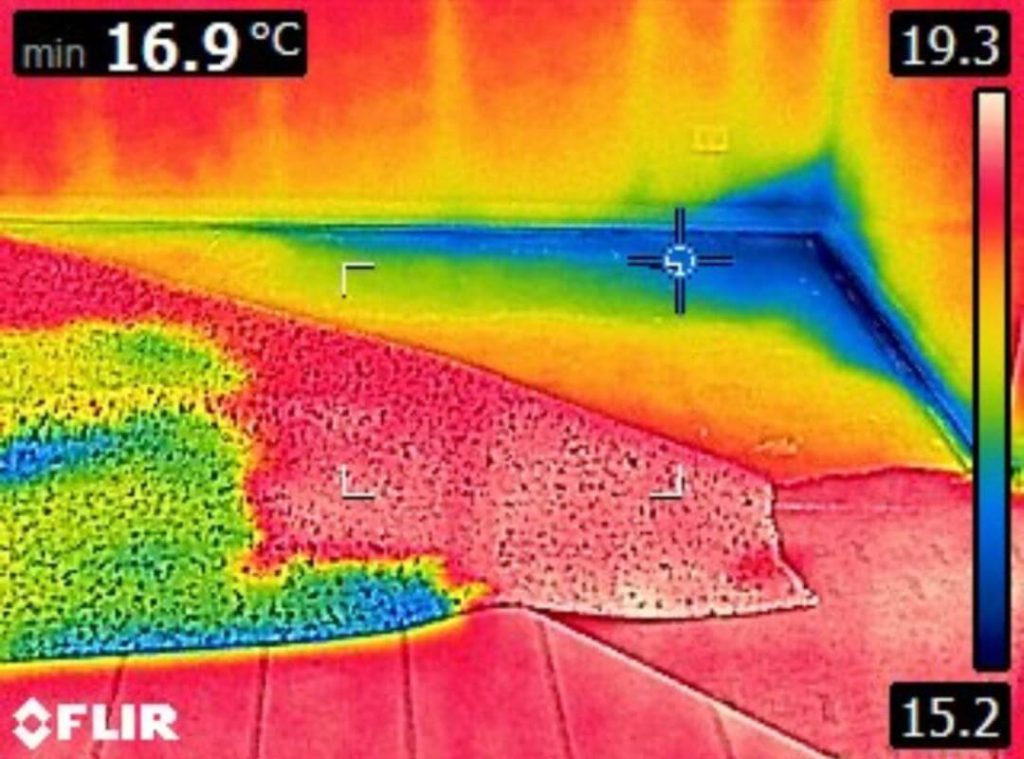 Thermal imaging used to detect hidden moisture in Perth property